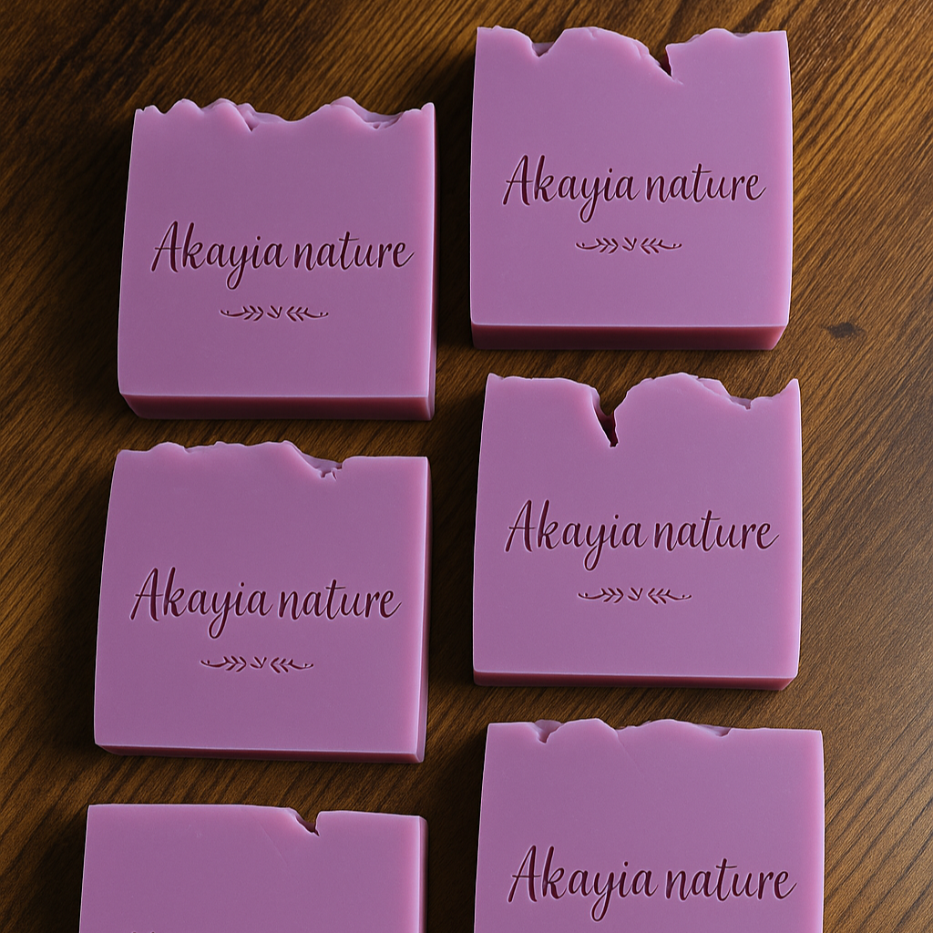 Savon Perséphone huile essentielle lavande grosso Akayia Nature — surgras saponifié à froid

