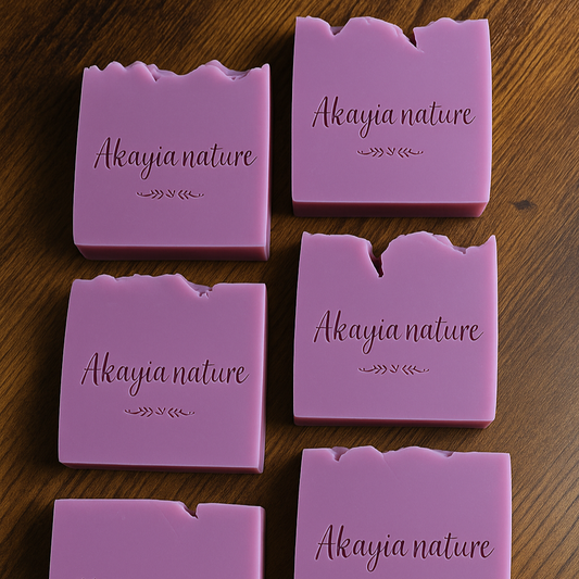 Savon Perséphone huile essentielle lavande grosso Akayia Nature — surgras saponifié à froid
